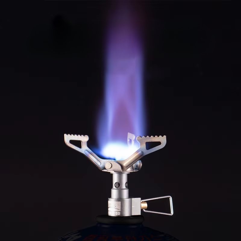 Outdoor Gas Stove Mini Camping Gas Burner 25G Ultralight Titanium Picnic Hiking Cooking Stove Survival Furnace -3000T