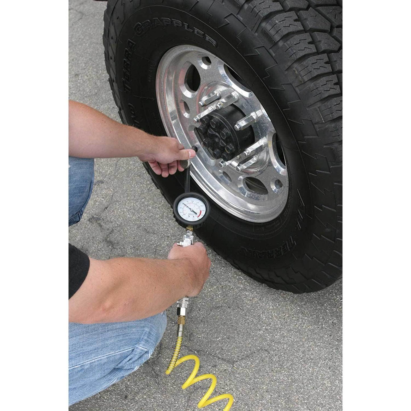 400P Portable 12V 33% Duty 150 PSI Compressor Kit for Tires up to 35"